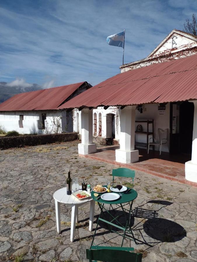 Estancia Las Tacanas Tafí del Valle Exterior foto